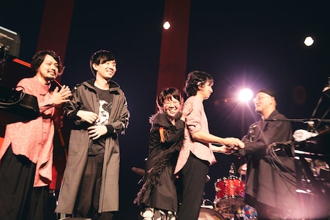 中村佳穂BAND（撮影：川島悠輝）