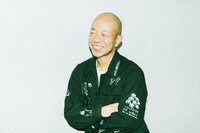 小峠英二（バイきんぐ）