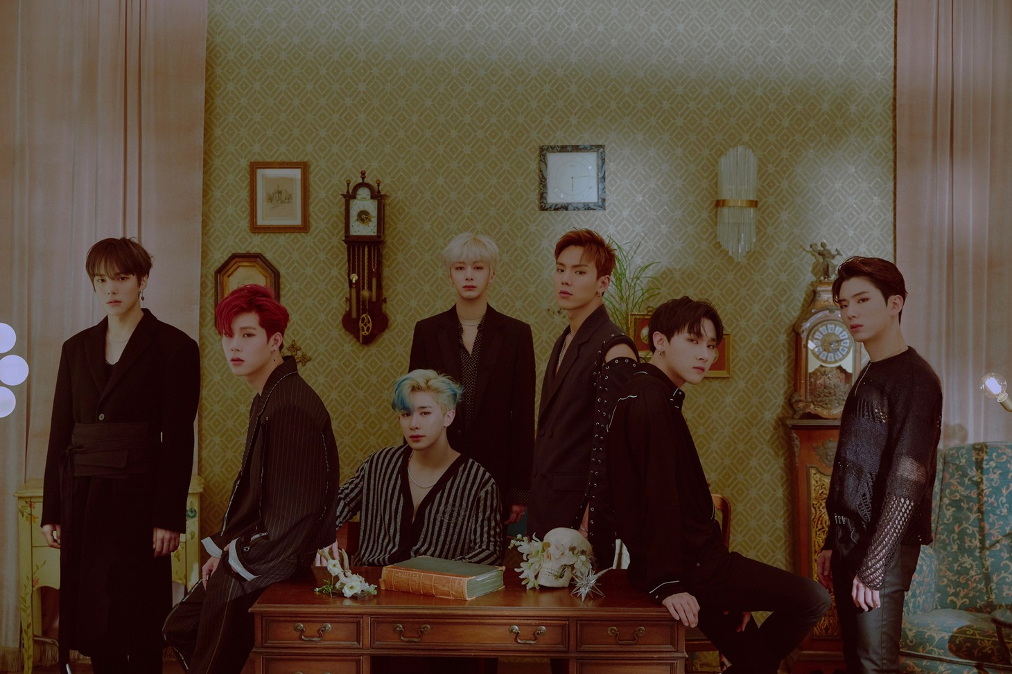 MONSTA X