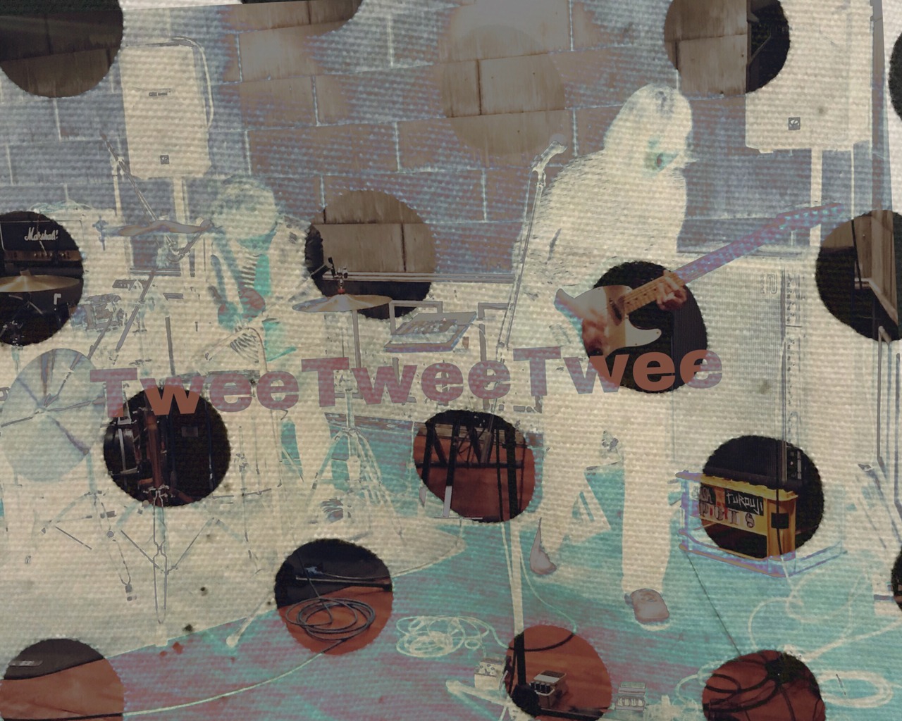 TweeTweeTwee