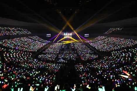 浦島坂田船「Happy Halloweeeen 浦島坂田幽霊船～ようこそ令和元年 やっぱり霊はあかんねん 憑依GO！～」神奈川・横浜アリーナ公演の様子。（撮影：小松陽祐［ODD JOB］、堀卓朗［ELENORE］）