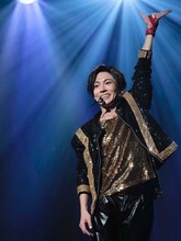 屋良朝幸　（c）フジテレビ