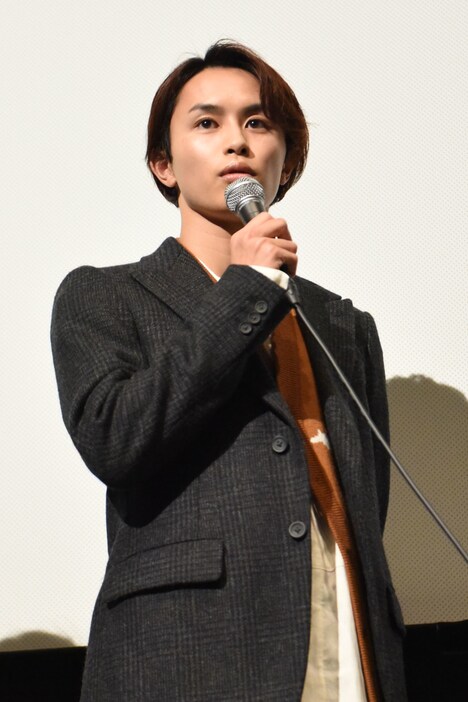 草川拓弥