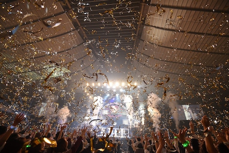 Little Glee Monster「Little Glee Monster 5th Celebration Tour 2019 ～MONSTER GROOVE PARTY～」東京・国立代々木競技場第一体育館公演の様子。（Photo by Yusuke Sato）