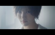 山本彩「追憶の光」ミュージックビデオのワンシーン。
