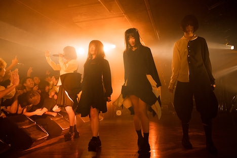 CARRY LOOSE(撮影:東虎二)