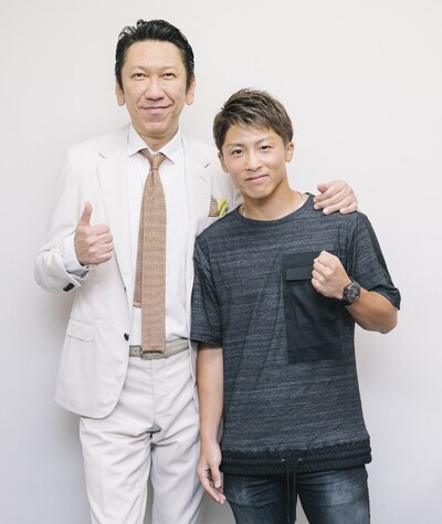 左から布袋寅泰、井上尚弥。（Photo by Michiko Yamamoto）