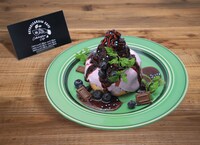 「欅坂46 カフェ」メニュー「二人セゾンパンケーキ」