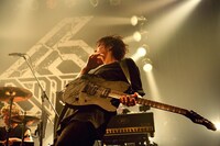 ko-hey（G, Cho）（撮影：半田安政 / Showcase）