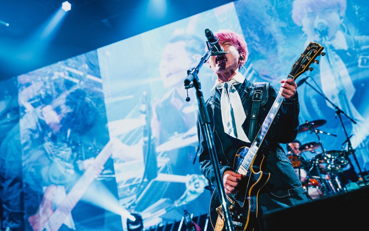 横山直弘（Vo, G）（撮影：ヤマダマサヒロ）