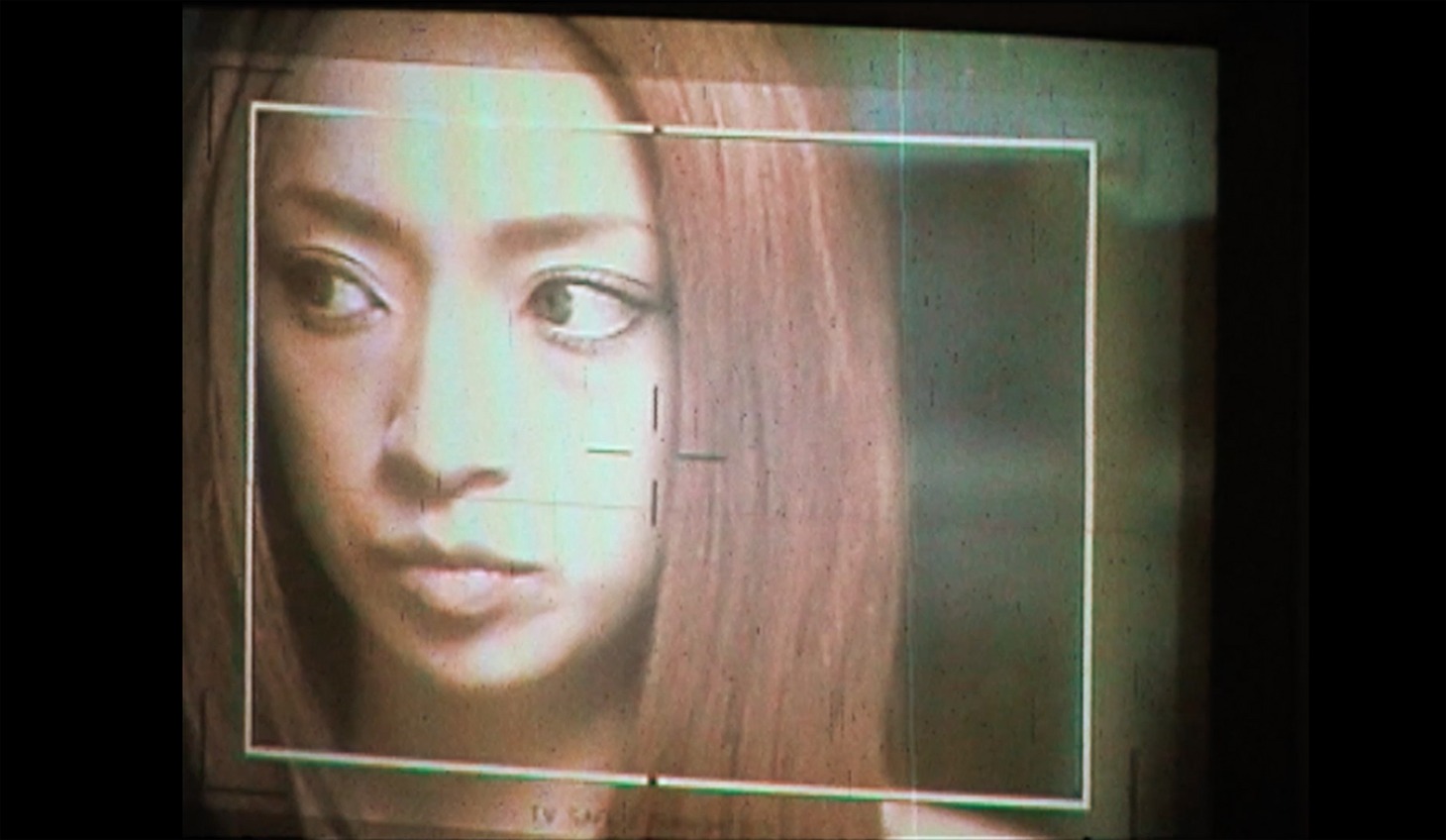 浜崎あゆみ「appears」リリックビデオのワンシーン。