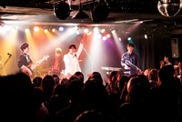 とけた電球「WAKU WAKU TOUR’19」東京・TSUTAYA O-nest公演の様子。