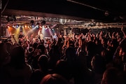 とけた電球「WAKU WAKU TOUR’19」東京・TSUTAYA O-nest公演の様子。