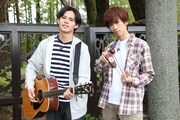 フォークデュオ「すだち」のカイとリョウガ。