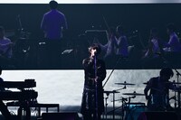 そらる（撮影：小松陽祐［ODDJOB］、加藤千絵［CAPS］、堀卓朗［ELENORE］）