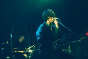 櫻井健太郎（Vo, G）（撮影：横山マサト）
