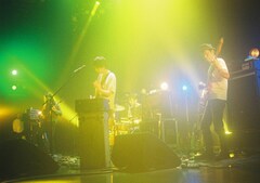 「新しい人」の世界を表現、OGRE YOU ASSHOLEのEXシアターワンマン