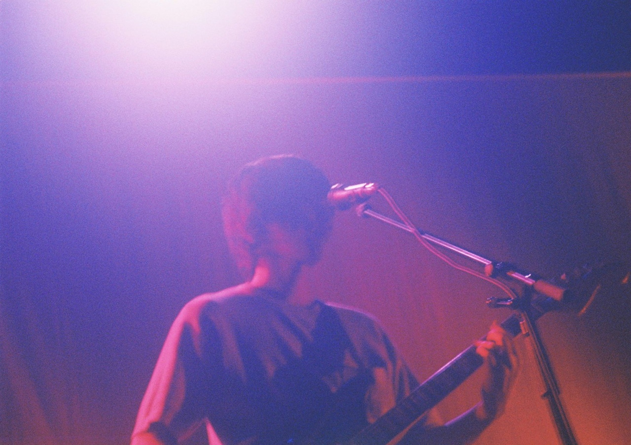 出戸学（G, Vo）（撮影：山谷佑介）