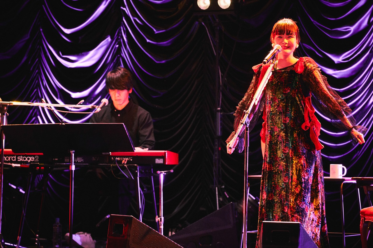 左から伊澤一葉、吉澤嘉代子。（Photo by Tetsuya Yamakawa）