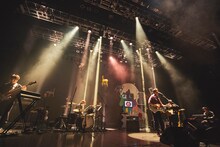 神山羊「ゆめみるこどもが目覚めたら」東京・EX THEATER ROPPONGI公演の様子。（撮影：鳥居洋介）