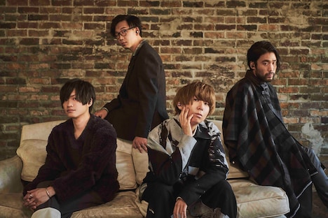 indigo la End×AVIOTビジュアル