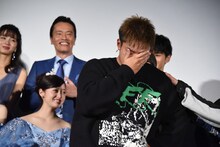 退場する数原龍友。