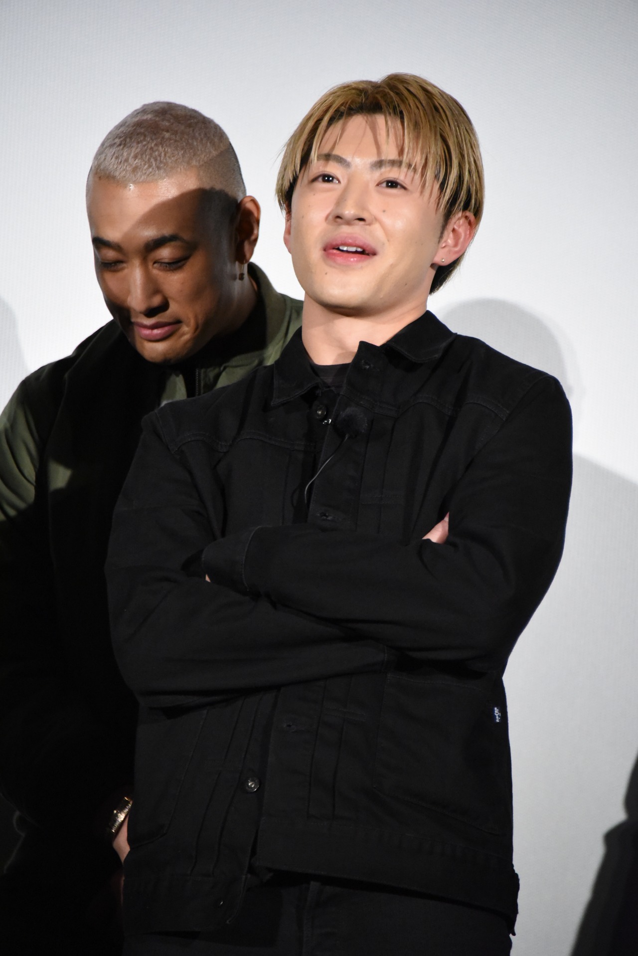 佐野玲於