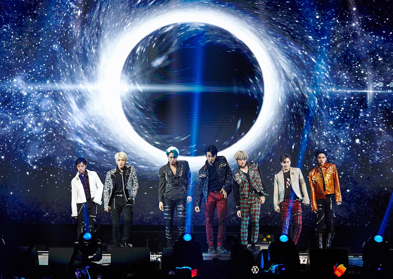 SuperMの北米ツアー開幕、新曲もパフォーマンス - 音楽ナタリー