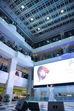 内田彩ソロデビュー5周年イベントの様子。