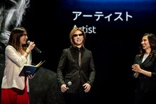 「Brandcast 2019 Japan」YOSHIKI登場時の様子。