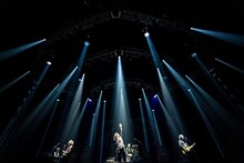 「THE YELLOW MONKEY SUPER JAPAN TOUR 2019 -GRATEFUL SPOONFUL-」さいたまスーパーアリーナ公演の様子。