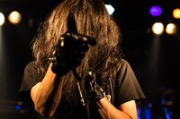 STUPID BABIES GO MAD（撮影：ミツハシカツキ）