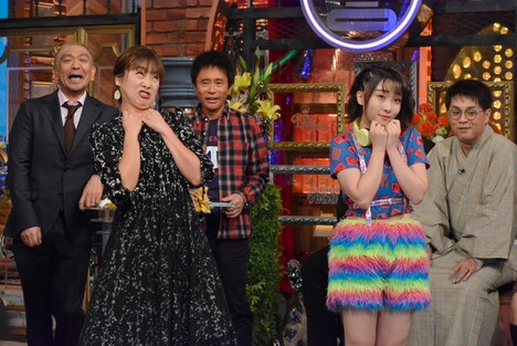 “ぶりっ子じゃんけん”で鈴木奈々と対決する高瀬くるみ（BEYOOOOONDS）。 (c)日本テレビ