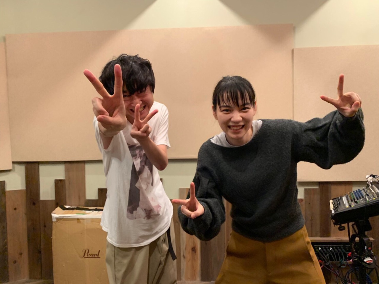 左から柴田隆浩（忘れらんねえよ）、のん。