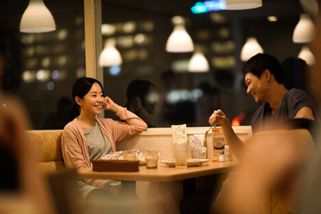 映画「花と雨」より。(c)2019「花と雨」製作委員会　