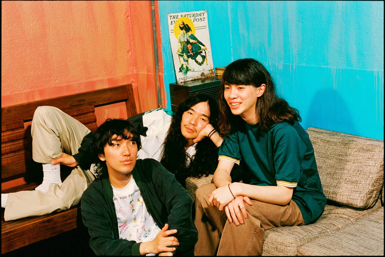 Helsinki Lambda Club、無観客ライブで楽曲リクエスト＆メンバーへの投げ銭チャレンジ企画を実施