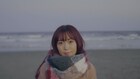 斉藤朱夏が海で歌う「36℃」MV公開、シングル発売日に特番生配信