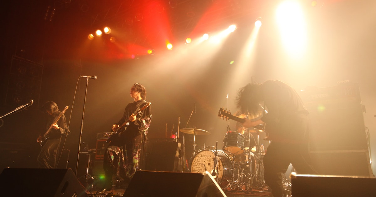 2019年11月11日、THE NOVEMBERSの“NEO TOKYO”へようこそ（ライブ 