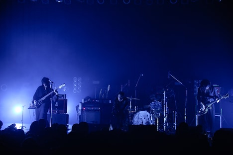 THE NOVEMBERS「NEO TOKYO -20191111-」の様子。（Photo by Susie）