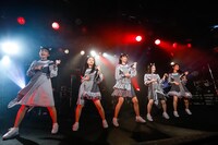 「Devil ANTHEM. ONEMAN LIVE振替公演 It's a brand new day」の様子。（写真提供：エイジアプロモーション）