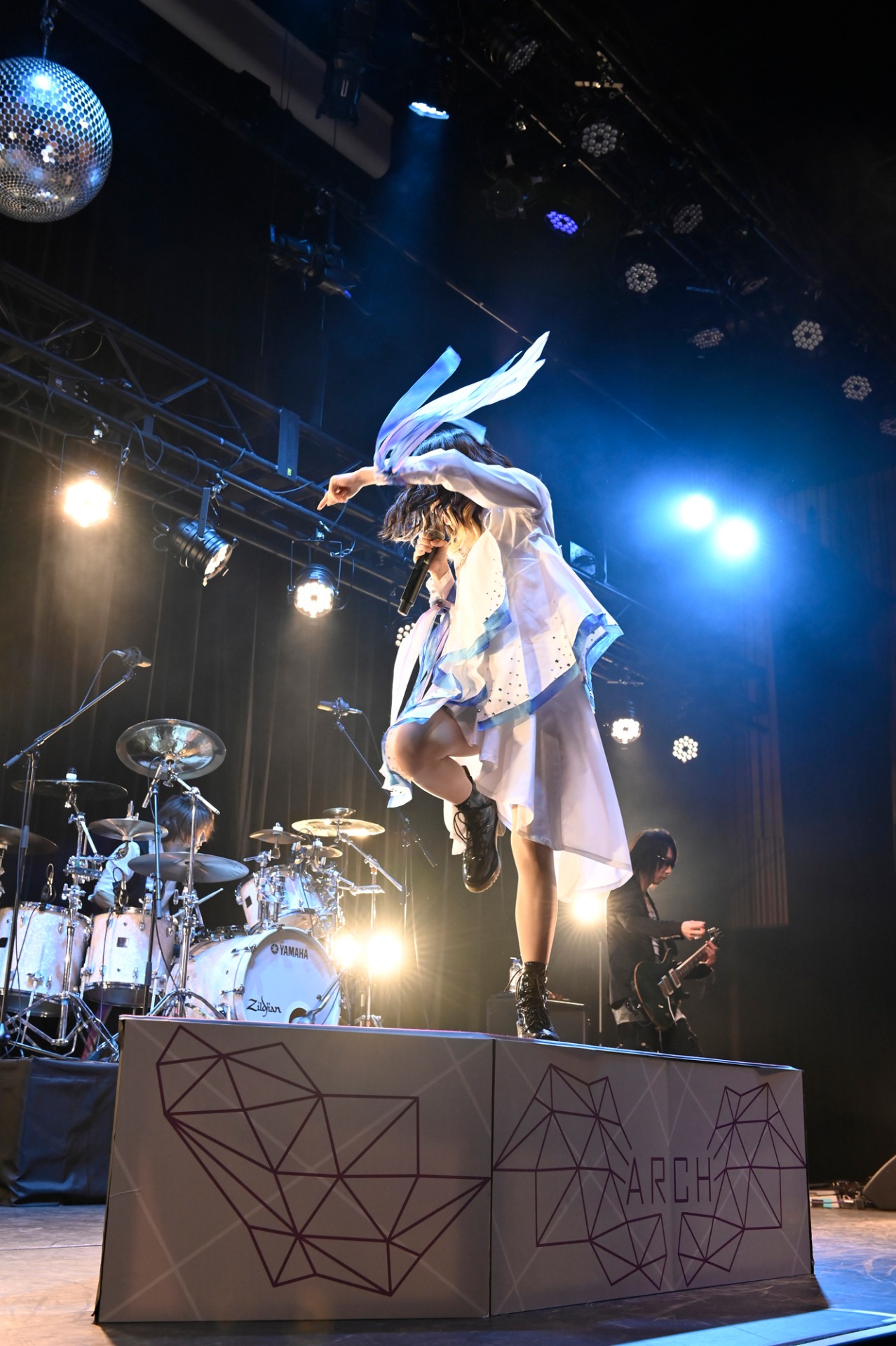 綾野ましろ（Photo by Makiko Takada）