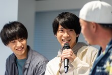 さくらしめじと晋平太。（撮影：小田周介）