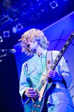 MAMI（G, Vo / SCANDAL）（撮影：ヤオタケシ）