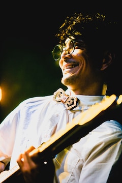 Unchainギター佐藤将文が脱退発表 来年5月から現体制ラストツアー開催 コメントあり 音楽ナタリー Unchainギター佐藤将文が脱退発表 来年5月から現体制ラストツアー開催 コメントあり 音楽ナタリー