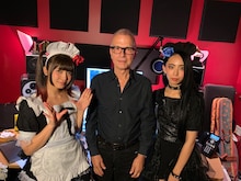 小鳩ミク、彩姫（BAND-MAID）とトニー・ヴィスコンティ。