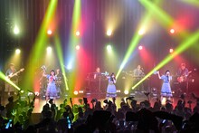 Negicco「Negicco MAXI SINGLE RELEASE TOUR "MAXI"」最終公演の様子。