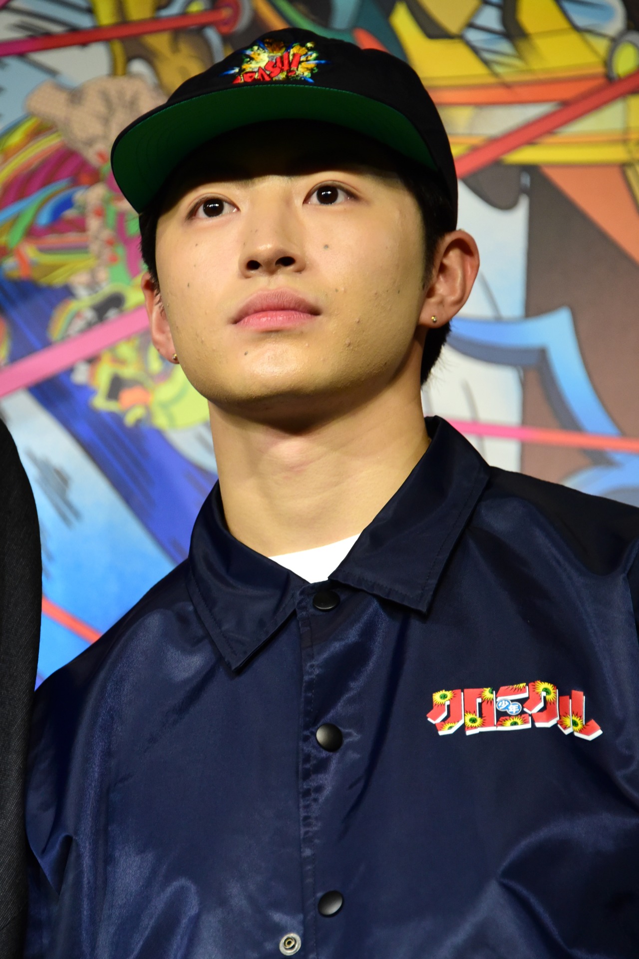 佐野玲於