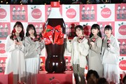 Little Glee Monsterコカ・コーラCM曲を初披露、かれんはアイスケーキをおねだり