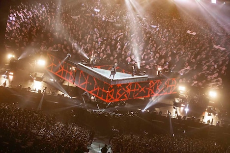 BABYMETALのライブの様子。（Photo by Taku Fujii）