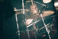 yucco（Dr / 2）（Photo by Kana Tarumi）